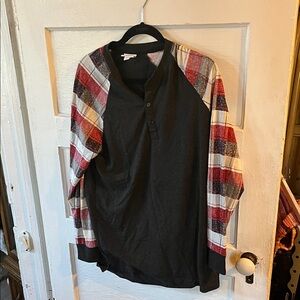 LuLaRoe Men's Black Shirt with Red and Gray Plaid Sleeves